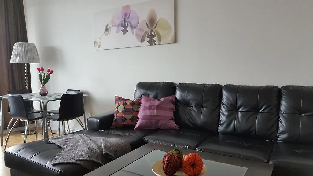 Apartment Kashaneh At Bayviewvillage Toronto