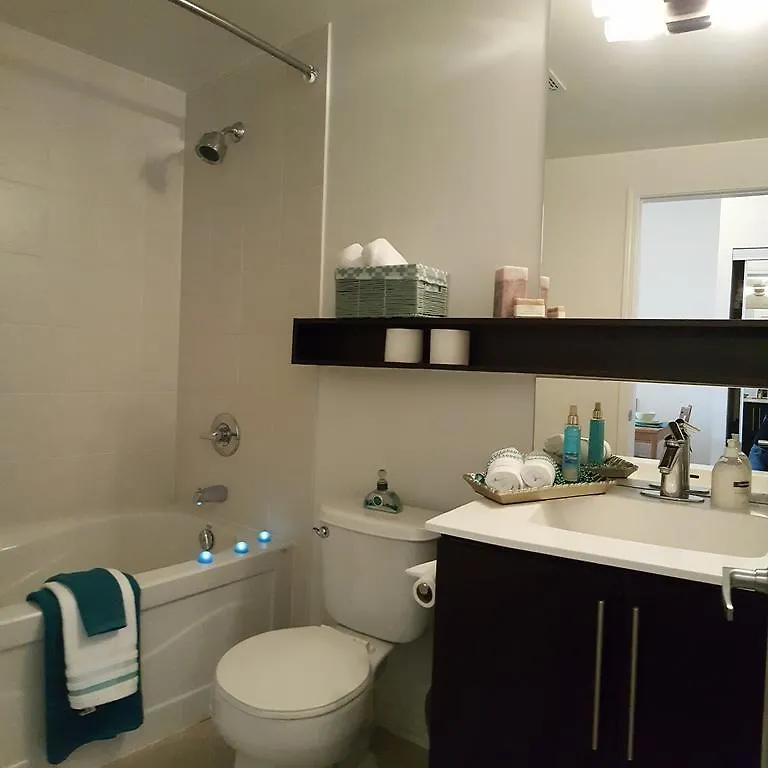 Apartment Kashaneh At Bayviewvillage Toronto Canada